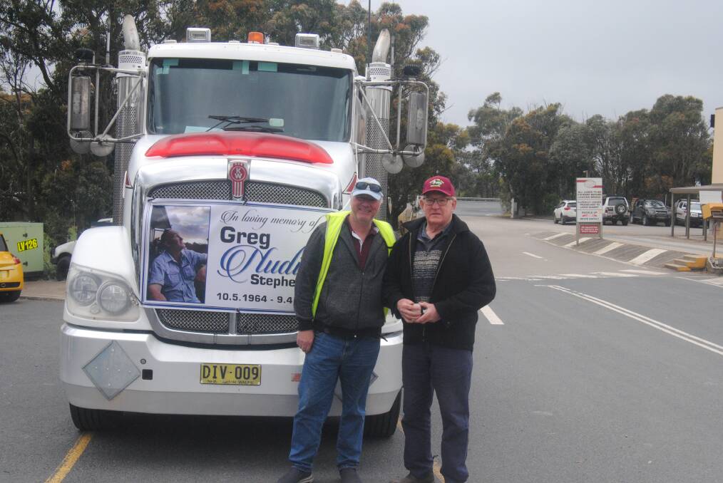 Goulburn Convoy for Kids president Colin Imms with Goulburn Mulwaree councillor Bob Kirk. Picture by Burney Wong