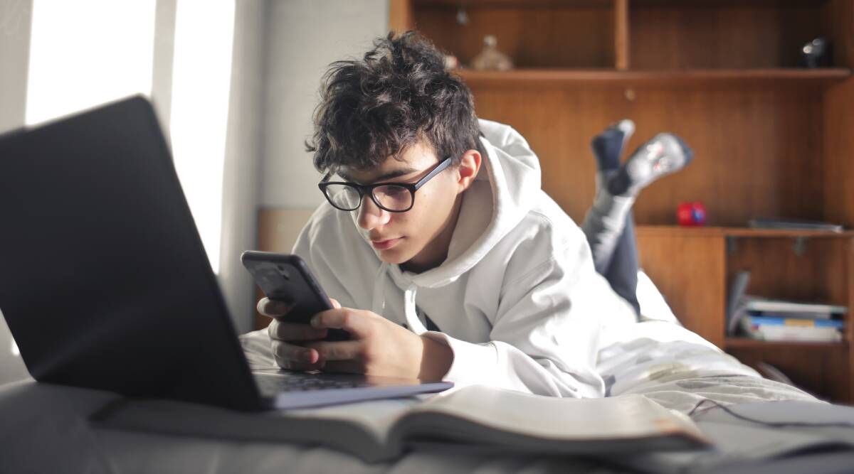 Experts warn a social media ban could disproportionately impact regional teens. Shutterstock