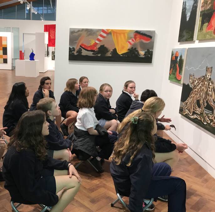 Goulburn West Public School students at the Regional Art Gallery. Photo supplied.