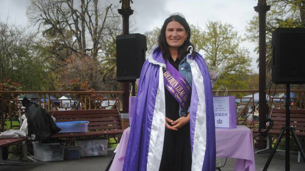 2022 Lilac Queen winner, Felicity Apps. Image by The Goulburn Post.