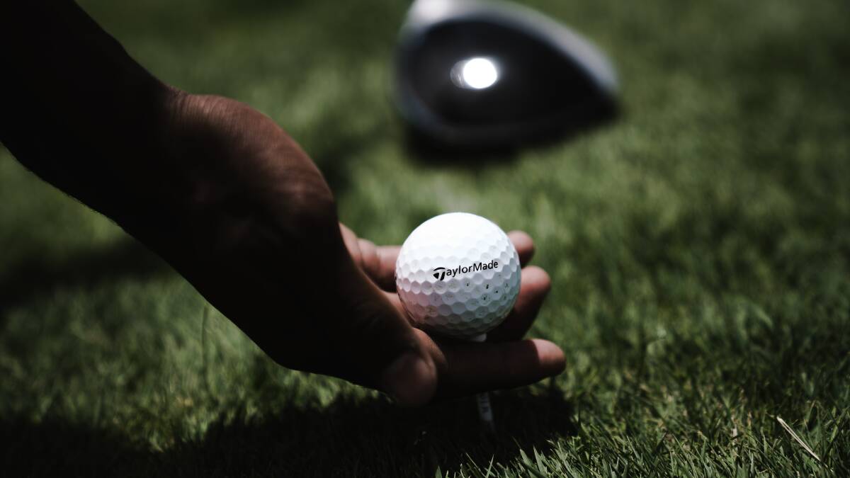 Learn about the basic rules behind the sport of golf. Image by Pexels.