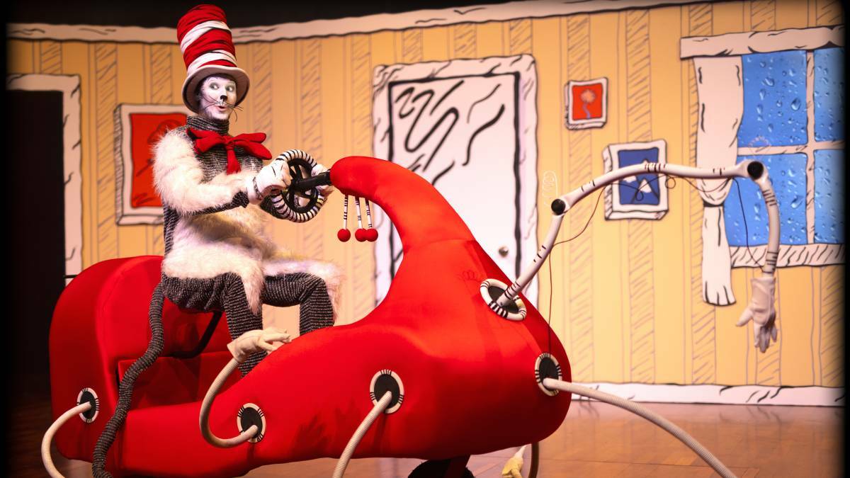 Dr Suess's Cat in the Hat brings stage show to GPAC. Image supplied. 