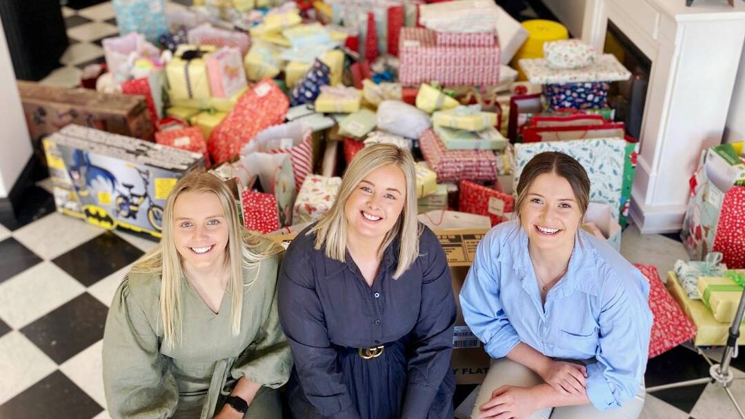 Georgia Gray, Jess Grasshorn and Hayleigh Wells of Ray White Goulburn. Image supplied.