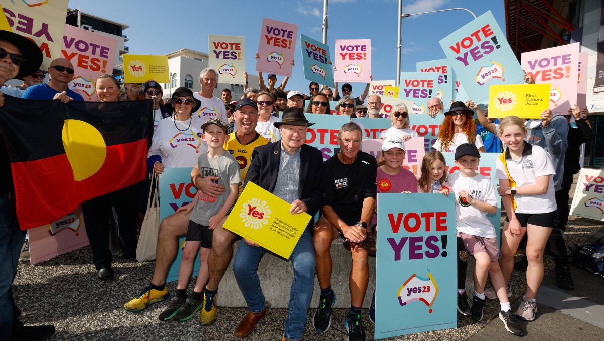 "Yes" campaigners in Wollongong. Picture by Anna Warr
