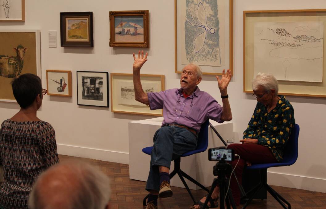 Renowned artist, Guy Warren in conversation with former Goulburn Regional Art Gallery director, Jennifer Lamb in 2019. Picture supplied.