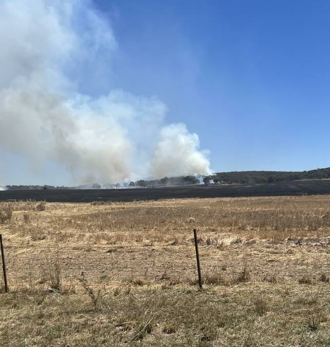 Smoke is visible from Braidwood Road. Picture by RFS.