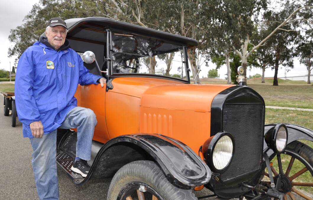 Warwick Preval of Cabramatta with his 1925 Model T Dalgety tourer. Picture by Louise Thrower. 
