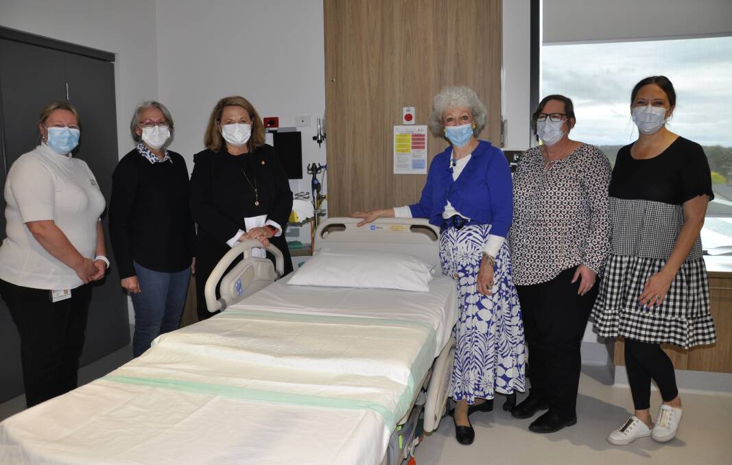 Director of nursing, Kelly Watson, BDCU Goulburn Hospital Fundraising Inc committee member, Kerry Hort, Goulburn MP Wendy Tuckerman, committee president, Nerida Cullen and members Melinda Smereczanski and Ashley Joyce, welcomed the new birthing beds. Picture by Louise Thrower. 