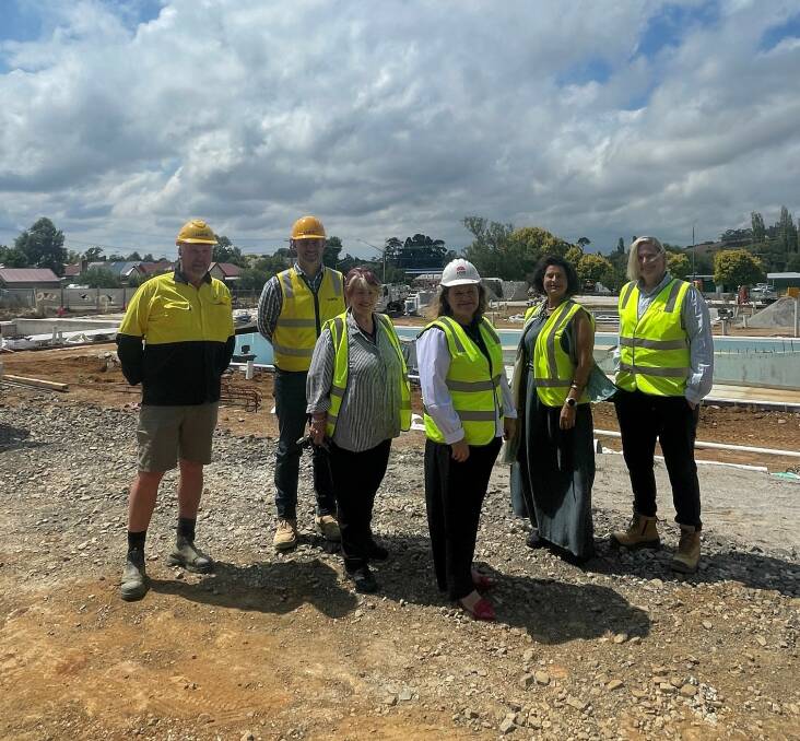 Goulburn MP Wendy Tuckerman with Upper Lachlan Shire Council general manager Colleen Worthy, Mayor Pam Kensit, director of environment and planning, Alex Waldron and representatives from Lloyds, the company managing the Crookwell Aquatic Centre project. Picture supplied.