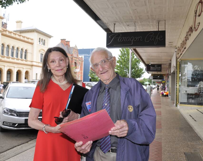 Hannelie Whitehead and former Goulburn Mulwaree mayor, Tony Lamarra, have written to the state government calling for a proposed council rate rise to be repealed. Picture by Louise Thrower.