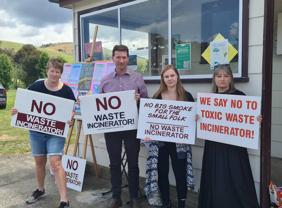 Michael Pilbrow (second from left) has joined community members in opposing the Veolia Advanced Energy Recovery Centre near Tarago. Picture supplied. 