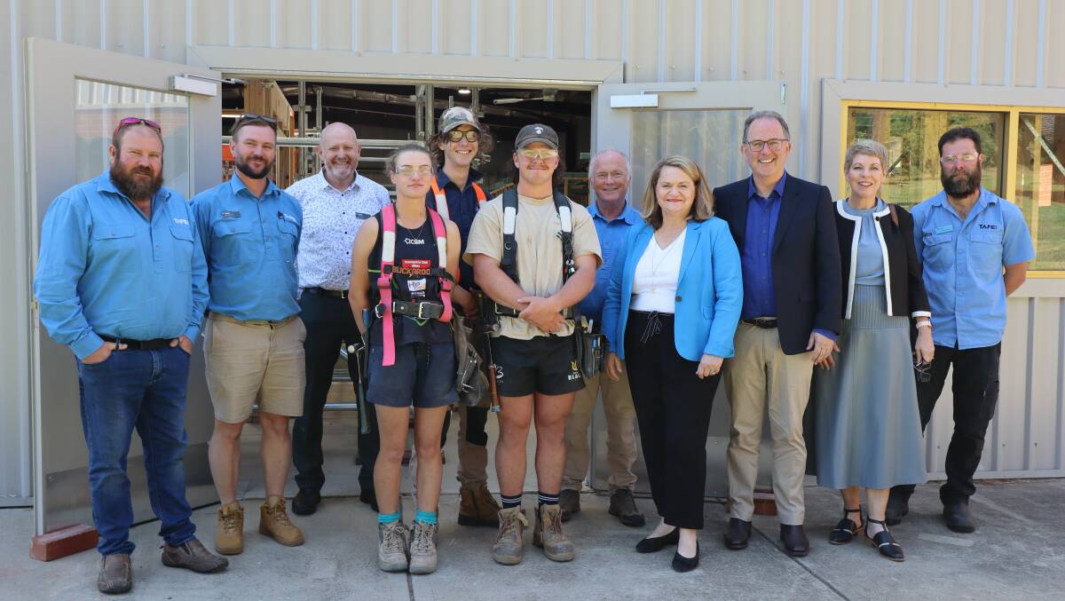 MPs Wendy Tuckerman and Alister Henskens meet with TAFE Goulburn instructors and students around additional funding for training. Picture supplied. 