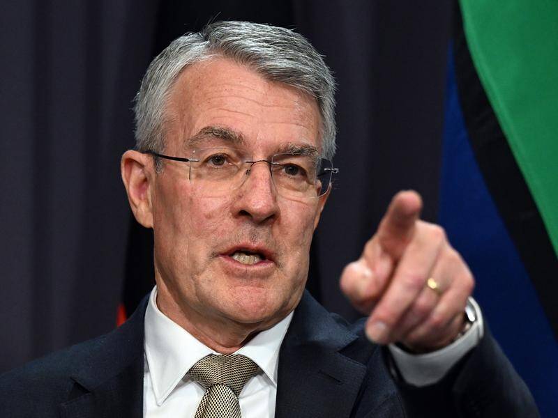 Attorney-General Mark Dreyfus will introduce a bill to set up an anti-corruption body on Wednesday. (Mick Tsikas/AAP PHOTOS)