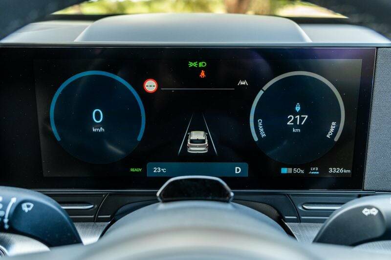 New cars forced to automatically slow down drivers in Europe