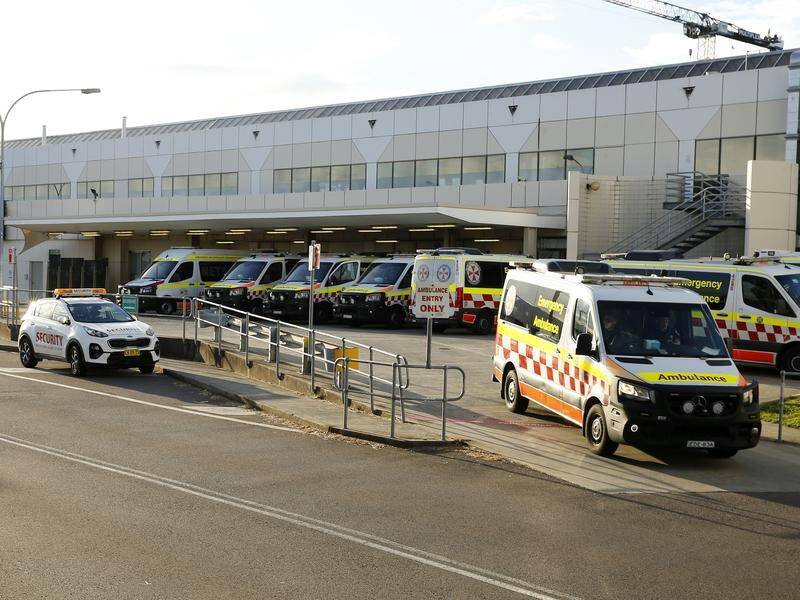 Paramedics across NSW have begun a week of industrial action over pay and conditions. (Darren Pateman/AAP PHOTOS)