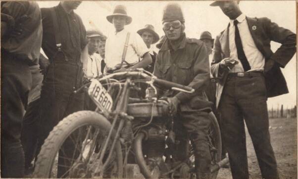 Sid Holt on his OHV Norton. Picture by Kim McKenzie. 